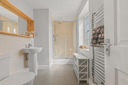 4 bedroom Detached house for sale in Oak Lane, Kings Cliffe, PE8