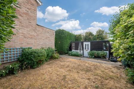 3 bedroom Semi-detached house for sale in Mountbatten Avenue, Stamford, PE9