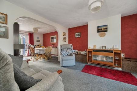 3 bedroom Semi-detached house for sale in Mountbatten Avenue, Stamford, PE9