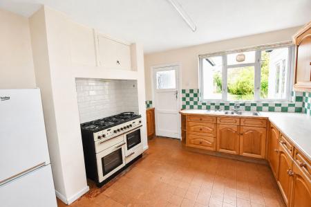 4 bedroom Detached house to let in Roman Bank, Stamford, PE9