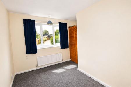 4 bedroom Detached house to let in Roman Bank, Stamford, PE9