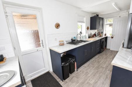 2 bedroom End of terrace house to let in Maltby Close, Wittering, PE8