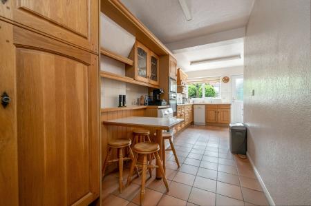 3 bedroom Semi-detached house for sale in Ryhall Road, Stamford, PE9