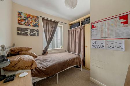 3 bedroom Terraced House for sale in York Road, Stamford, PE9