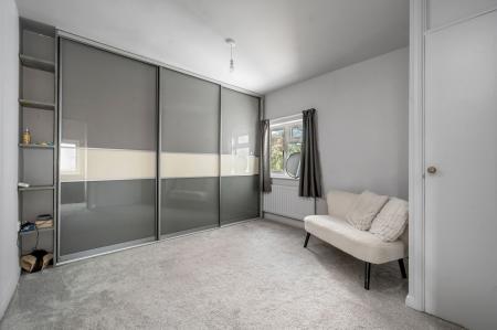 4 bedroom End of terrace house for sale in Worcester Crescent, Stamford, PE9