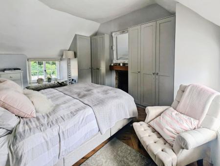 3 bedroom Cottage to let in School Road, Barnack, PE9