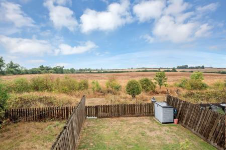 3 bedroom Semi-detached house for sale in Airedale Road, Stamford, PE9