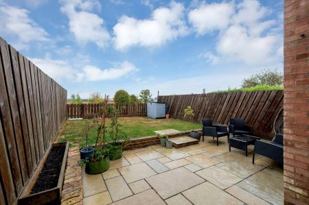 3 bedroom Semi-detached house for sale in Airedale Road, Stamford, PE9