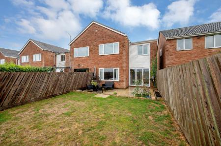 3 bedroom Semi-detached house for sale in Airedale Road, Stamford, PE9