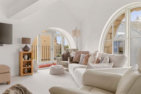 2 bedroom Maisonette for sale in Wharf Road, Stamford, PE9