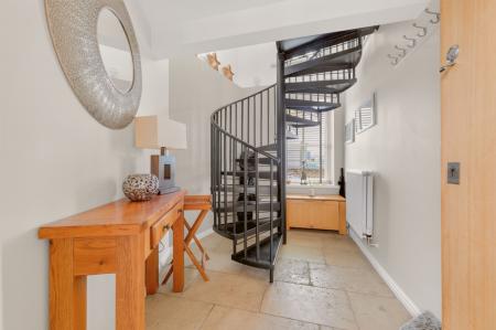 2 bedroom Maisonette for sale in Wharf Road, Stamford, PE9