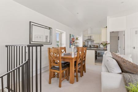 2 bedroom Maisonette for sale in Wharf Road, Stamford, PE9