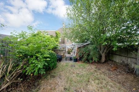 3 bedroom Terraced House for sale in Stamford Road, Easton On The Hill, PE9