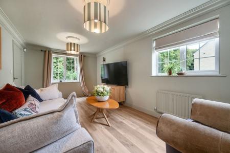 3 bedroom Semi-detached house for sale in Sovereign Way, Stamford, PE9