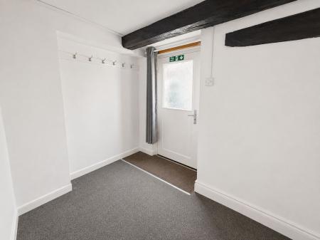 2 bedroom Flat to let in Ironmonger Street, Stamford, PE9
