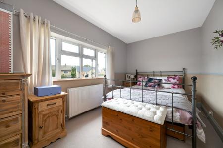 2 bedroom End of terrace house for sale in Big Green, Warmington, PE8