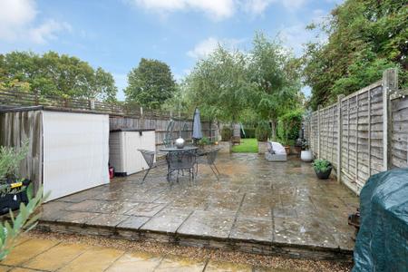 2 bedroom End of terrace house for sale in Big Green, Warmington, PE8