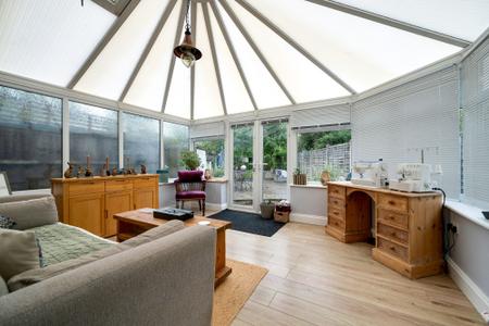 2 bedroom End of terrace house for sale in Big Green, Warmington, PE8