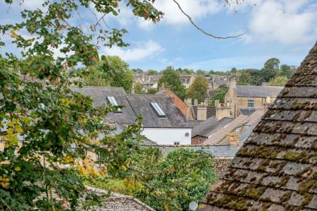 4 bedroom Town house for sale in Lambert Mews, Stamford, PE9