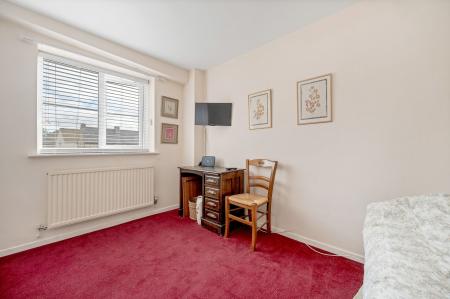 4 bedroom Town house for sale in Lambert Mews, Stamford, PE9