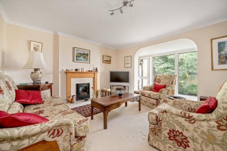 4 bedroom Town house for sale in Lambert Mews, Stamford, PE9