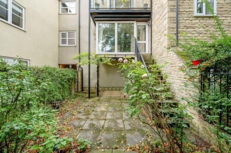 4 bedroom Town house for sale in Lambert Mews, Stamford, PE9
