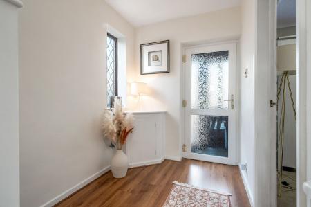 3 bedroom Semi-detached house for sale in Sutherland Way, Stamford, PE9