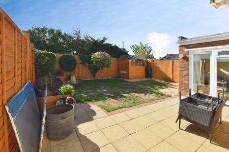 2 bedroom Semi-detached bungalow for sale in Emmanuel Road, Stamford, PE9