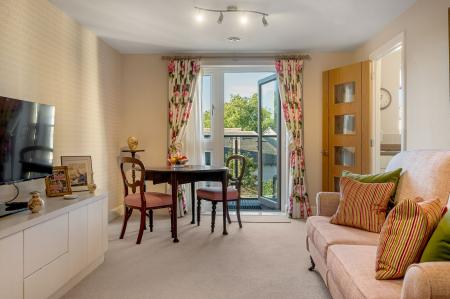 2 bedroom Flat for sale in Stukeley Court, Stamford, PE9
