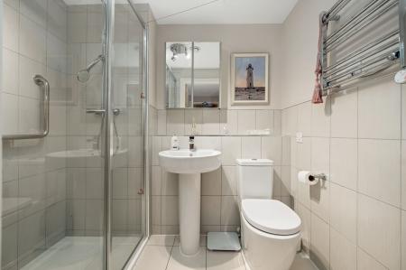 2 bedroom Flat for sale in Stukeley Court, Stamford, PE9