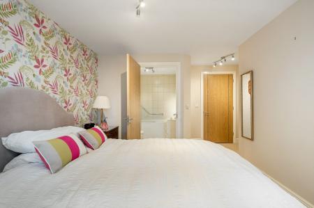 2 bedroom Flat for sale in Stukeley Court, Stamford, PE9