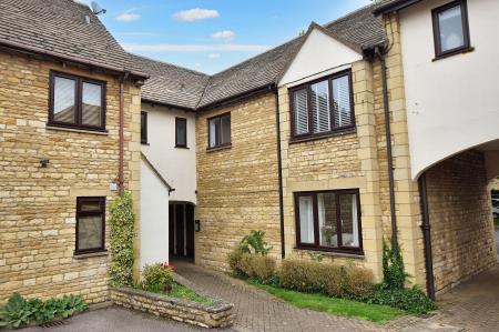 Phillips Court, Stamford, PE9