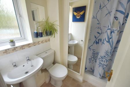 1 bedroom Flat to let in Phillips Court, Stamford, PE9