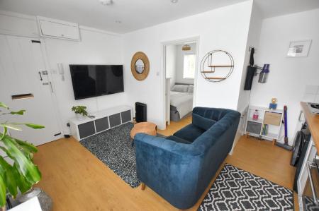 1 bedroom Flat to let in Phillips Court, Stamford, PE9