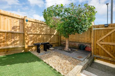 2 bedroom Terraced House for sale in East Street, Stamford, PE9