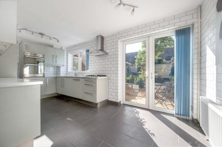 3 bedroom Semi-detached house for sale in Lindsey Road, Uffington, PE9