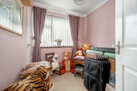 3 bedroom Semi-detached house for sale in Melrose Close, Stamford, PE9