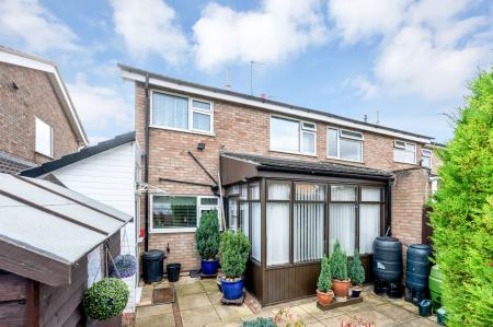 3 bedroom Semi-detached house for sale in Melrose Close, Stamford, PE9