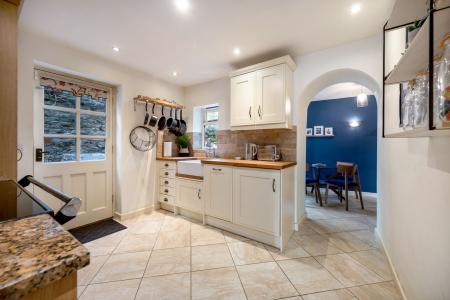 3 bedroom Cottage for sale in The Square, Barnack, PE9