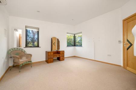 4 bedroom Detached house for sale in Big Green, Warmington, PE8