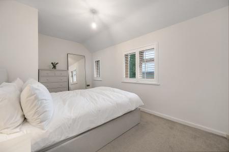 2 bedroom House for sale in Ryhall Road, Stamford, PE9