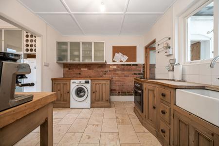 2 bedroom House for sale in Ryhall Road, Stamford, PE9