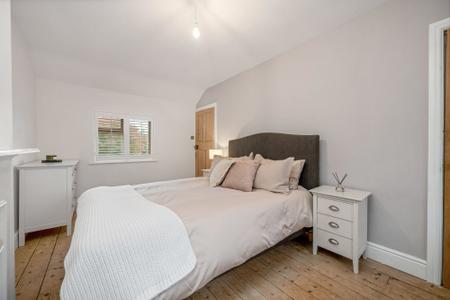 2 bedroom House for sale in Ryhall Road, Stamford, PE9