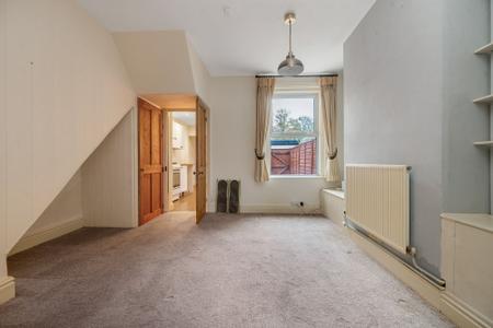 2 bedroom Terraced House for sale in Queen Street, Stamford, PE9