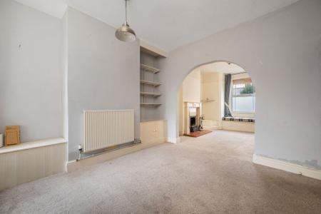 2 bedroom Terraced House for sale in Queen Street, Stamford, PE9