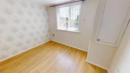 2 bedroom Ground floor flat for sale in Bucknall Old Road, Hanley, Stoke-on-Trent, ST1