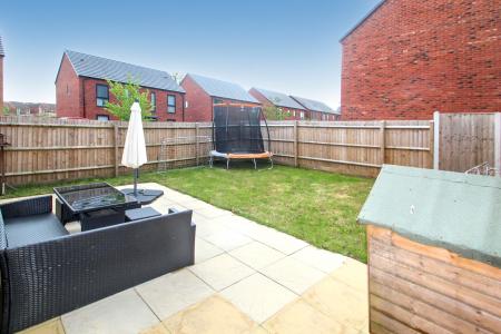 3 bedroom Detached house for sale in Friesian Way, Uttoxeter, ST14