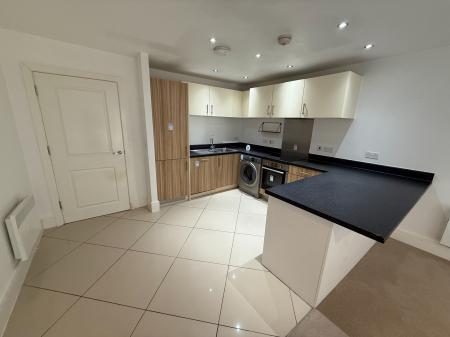 2 bedroom Flat for sale in Ivory Close, Hanley, Stoke-on-Trent, ST1