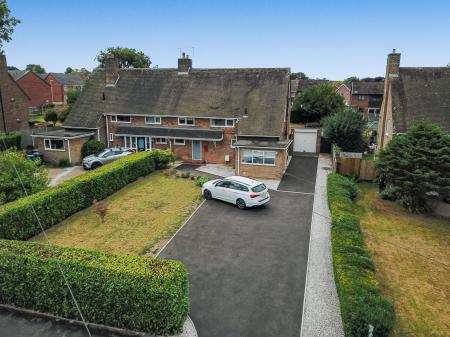 4 bedroom Semi-detached house for sale in Keele Road, Newcastle-under-Lyme, ST5