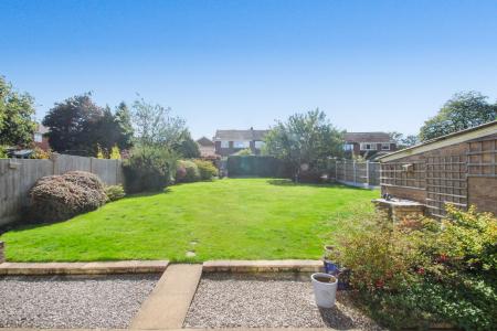 4 bedroom Semi-detached house for sale in Keele Road, Newcastle-under-Lyme, ST5